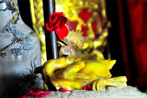 chuyen gia phong thuy goi y le vat cung giao thua trong nha va ngoai troi