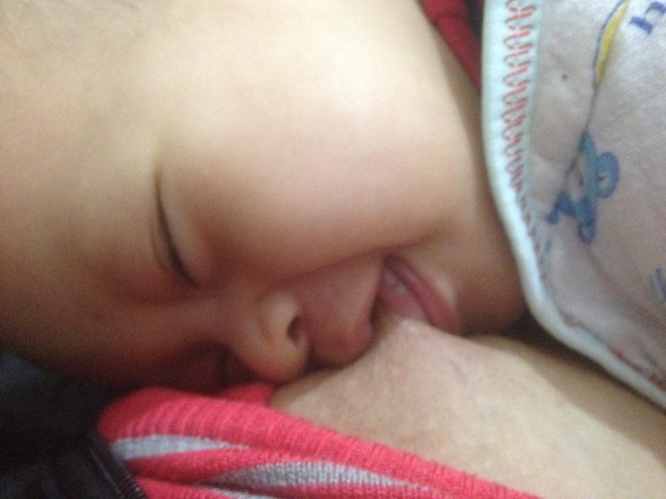 Loạt ảnh những em bé ‘phê sữa’ – nhìn xong cũng muốn ‘phê’ theo loat anh nhung em be phe sua nhin xong cung muon phe theo