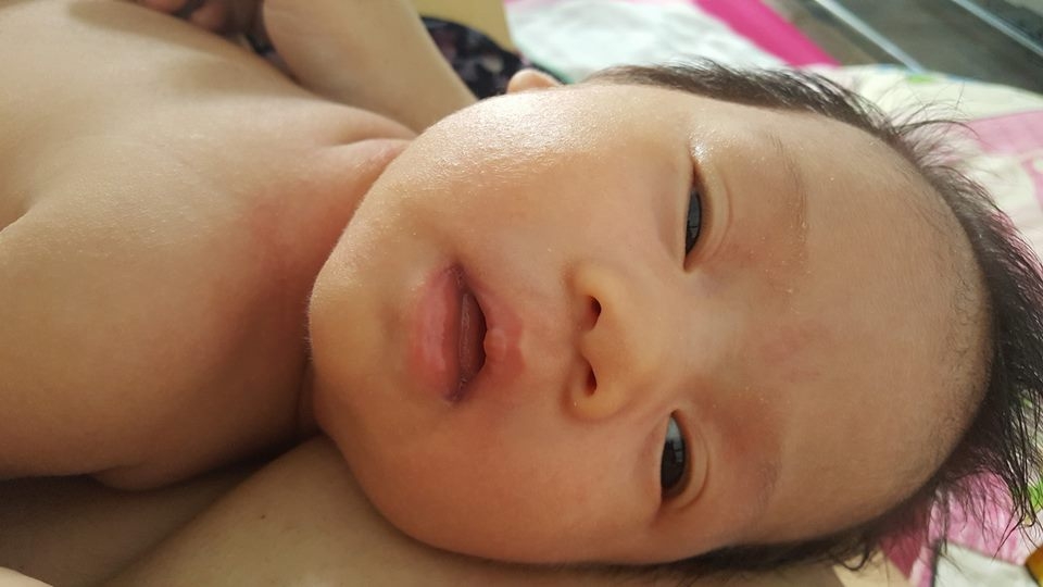 Loạt ảnh những em bé ‘phê sữa’ – nhìn xong cũng muốn ‘phê’ theo loat anh nhung em be phe sua nhin xong cung muon phe theo