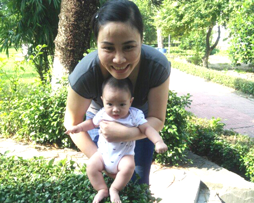 chu be nhat noi cua chua tro ve to am cua nguoi me giup viec
