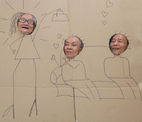 dang anh cac cu gia choi vui ve co gai tre mong moi nguoi co cai nhin khac ve vien duong lao