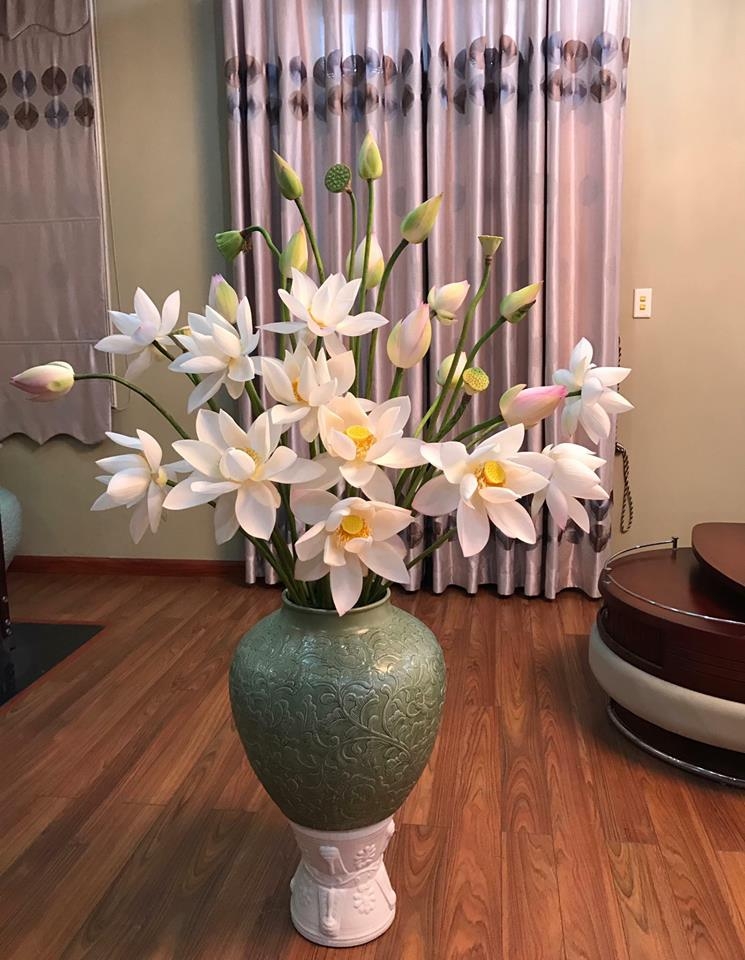me cam hoa ba me hai phong chua khi nao phai cho nguoi khac tang hoa cho minh