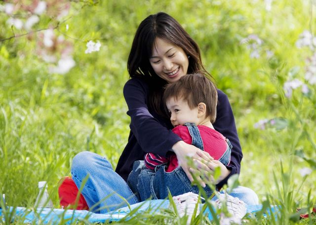 Sự giáo dục vĩ đại nhất là 'cảm xúc ôn hòa' của người mẹ su giao duc vi dai nhat la cam xuc on hoa cua nguoi me