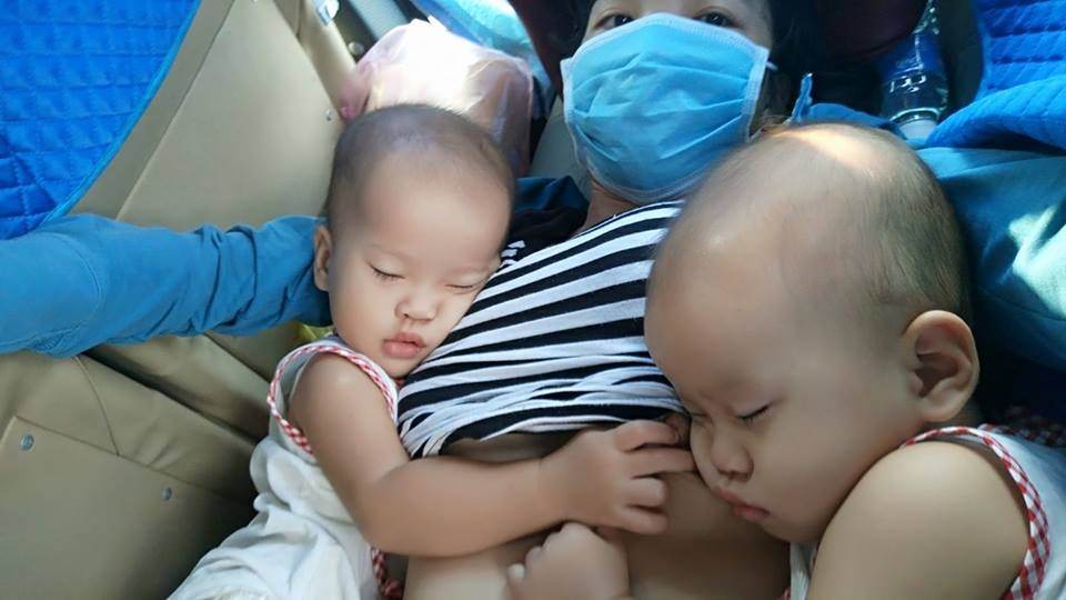 Hãy ngưng mỉa mai, kì thị với mẹ cho con bú hay ngung mia mai ki thi voi me cho con bu