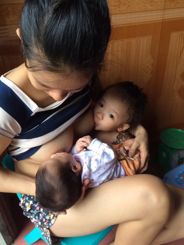 Hãy ngưng mỉa mai, kì thị với mẹ cho con bú hay ngung mia mai ki thi voi me cho con bu