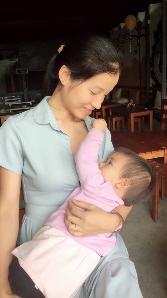 Hãy ngưng mỉa mai, kì thị với mẹ cho con bú hay ngung mia mai ki thi voi me cho con bu