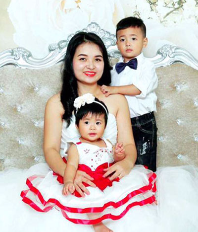 biet tin co ba u khi cho ng ma t co vo tre gang guong nuoi 2 con