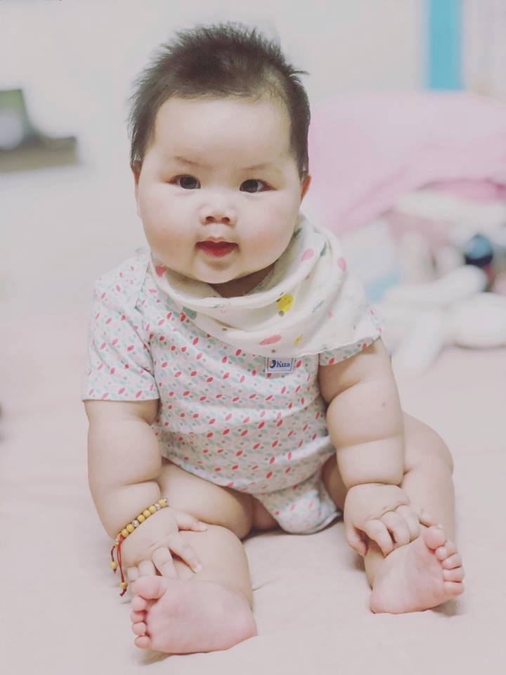 Loạt ảnh những em bé bụ bẫm, ăn ít vẫn lớn nhanh như 'thổi' loat anh nhung em be bu bam an it van lon nhanh nhu thoi