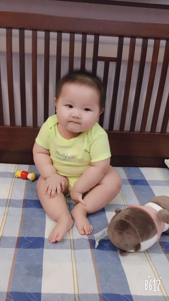 Loạt ảnh những em bé bụ bẫm, ăn ít vẫn lớn nhanh như 'thổi' loat anh nhung em be bu bam an it van lon nhanh nhu thoi