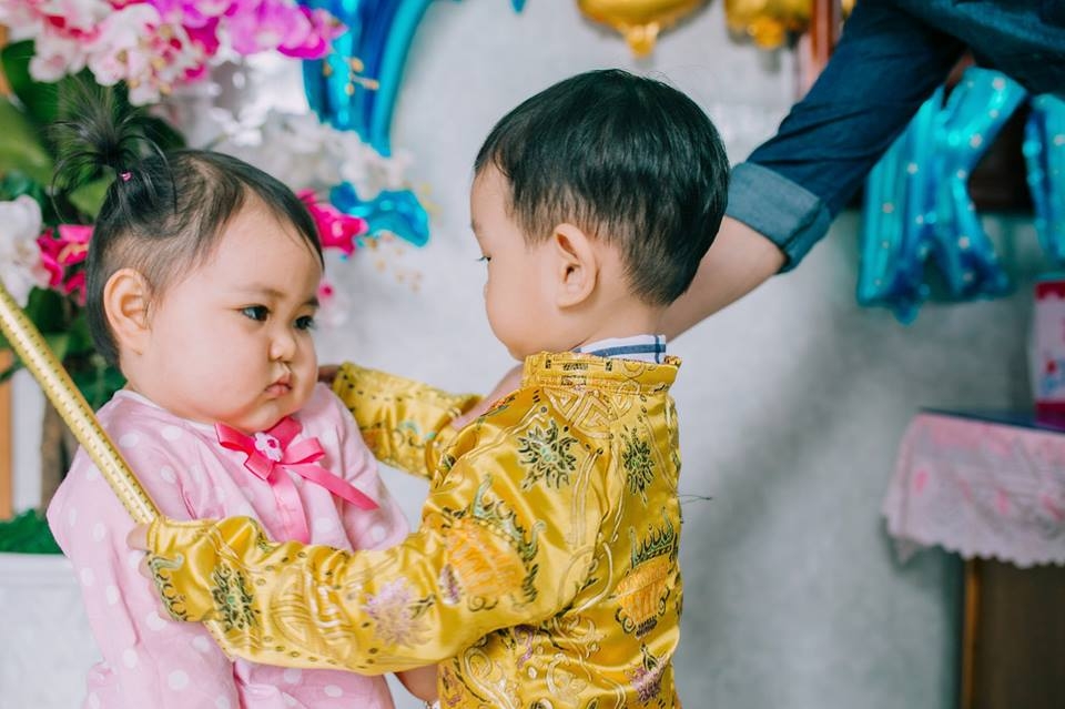 Loạt ảnh những em bé bụ bẫm, ăn ít vẫn lớn nhanh như 'thổi' loat anh nhung em be bu bam an it van lon nhanh nhu thoi
