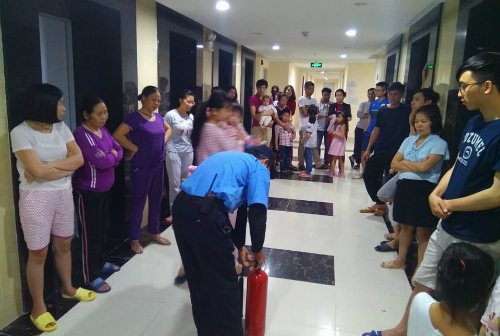 sau chay carina dan chung cu ha noi cap tap lo phong hoa hoan