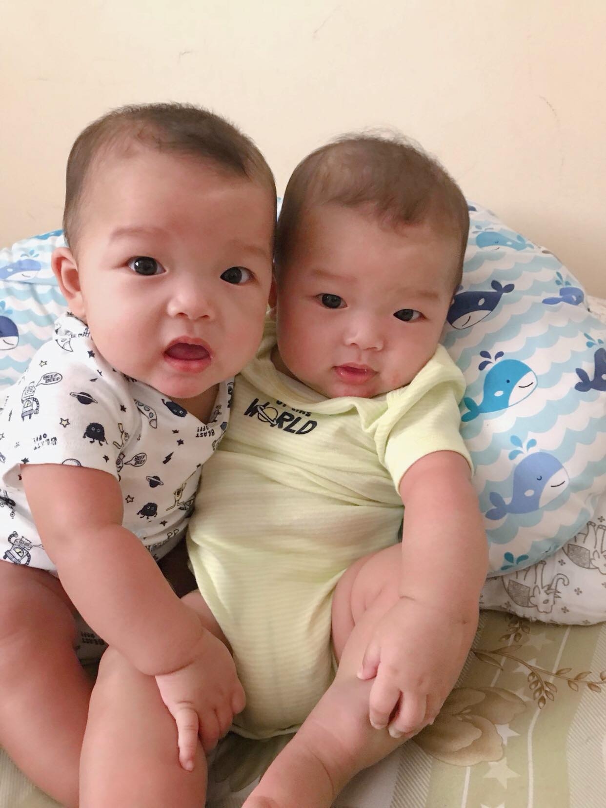 me viet tai my bau song thai van sinh thuong uong nuoc da sau khi sinh