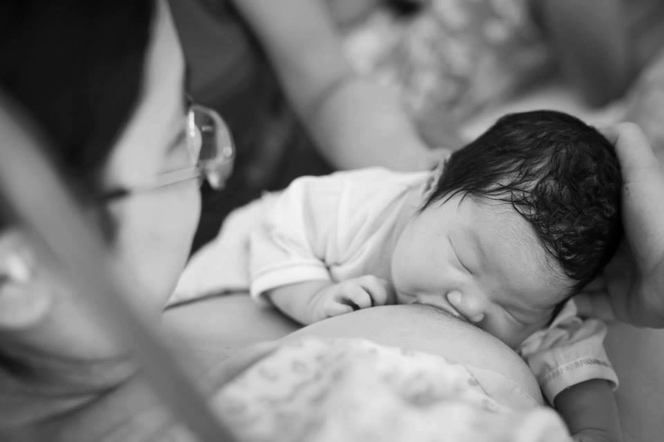 Bác sĩ sữa mẹ Lê Ngọc Anh Thy: ‘Em bé là máy kích sữa tốt nhất của mẹ’ bac si sua me le ngoc anh thy em be la may kich sua tot nhat cua me