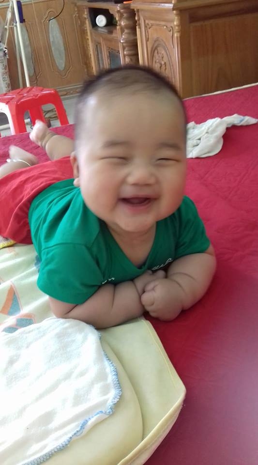 Hội những em bé bụ sữa vì bú mẹ, cai bú mẹ là giảm cân ngay hoi nhung em be bu sua vi bu me cai bu me la giam can ngay