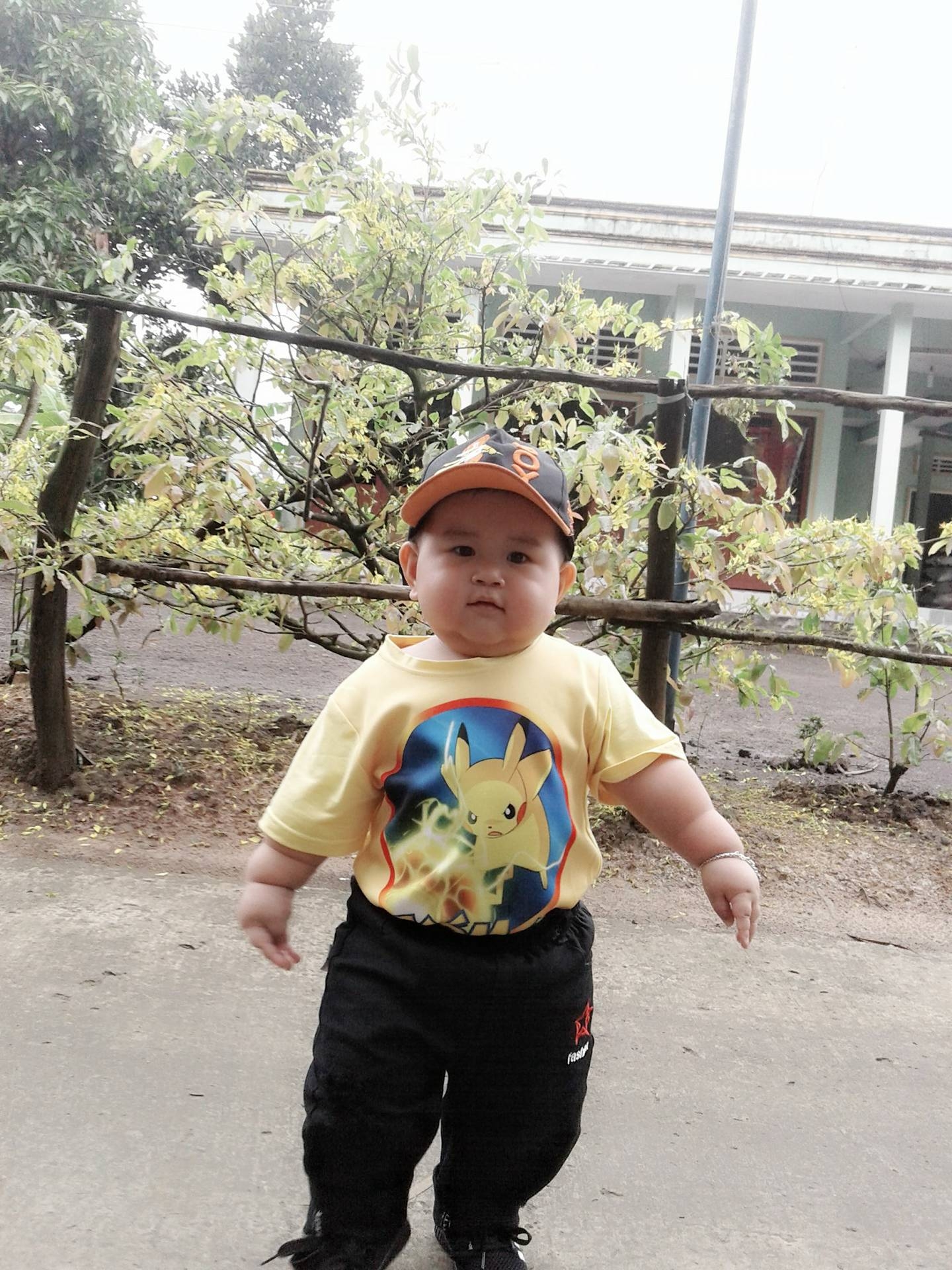 Hội những em bé bụ sữa vì bú mẹ, cai bú mẹ là giảm cân ngay hoi nhung em be bu sua vi bu me cai bu me la giam can ngay
