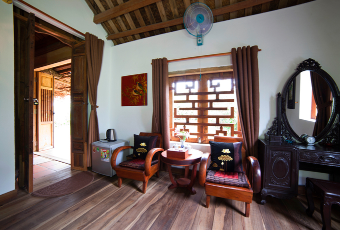Gia chủ mang nhà cổ ngoài Bắc vào lắp ở Hội An gia chu mang nha co ngoai bac vao lap o hoi an