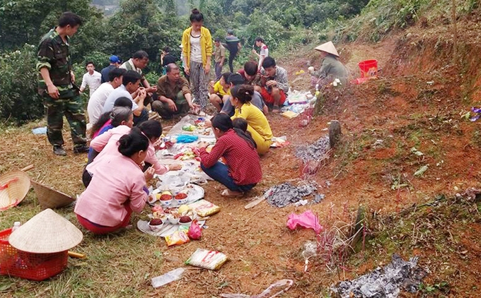 tet thanh minh o 3 mien noi thu loc ben phan mo noi tat bat trang tri ngoi nha to tien