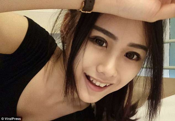 Hot girl xinh đẹp bỗng nhiên 'nổi hứng' PTTM như người ngoài hành tinh khiến dân tình choáng váng hot girl xinh dep bong nhien noi hung pttm nhu nguoi ngoai hanh tinh khien dan tinh choang vang