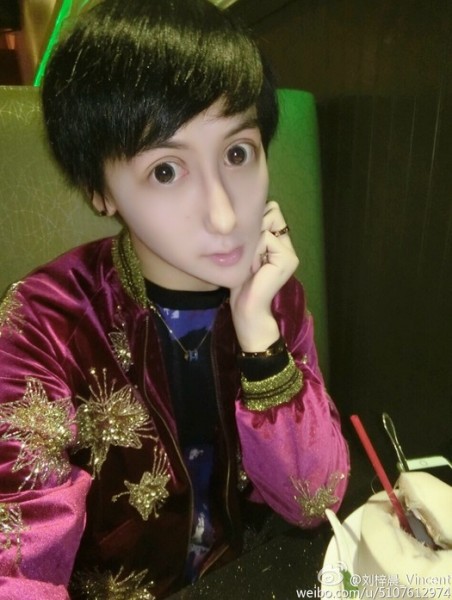 hot girl xinh dep bong nhien noi hung pttm nhu nguoi ngoai hanh tinh khien dan tinh choang vang