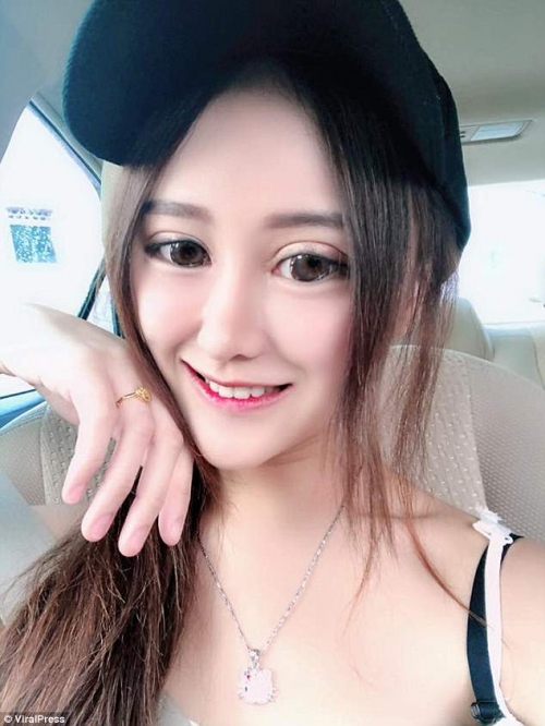 hot girl xinh dep bong nhien noi hung pttm nhu nguoi ngoai hanh tinh khien dan tinh choang vang