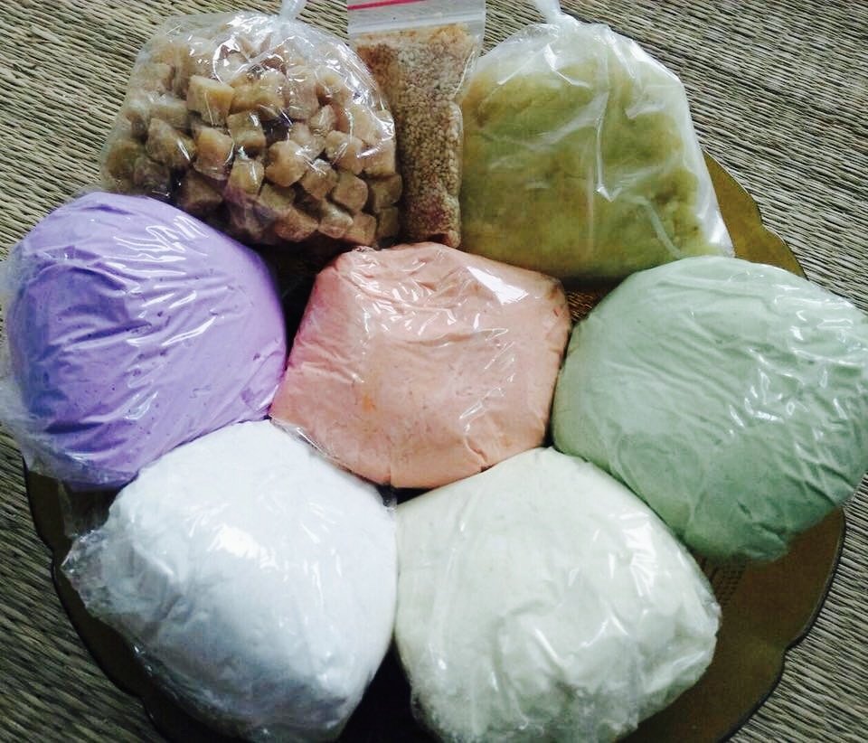 con sot banh troi ngu sac chi em mua 2 ta bot cong lung tro tai
