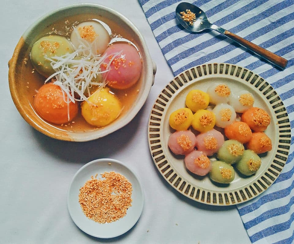 Những đĩa bánh trôi bánh chay ngũ sắc bắt mắt, thơm ngon ngày Tết Hàn thực nhung dia banh troi banh chay ngu sac bat mat thom ngon ngay tet han thuc