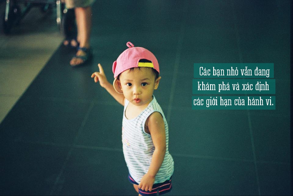 tre nghich ngom nem do dac danh nguoi khac xu tri ra sao