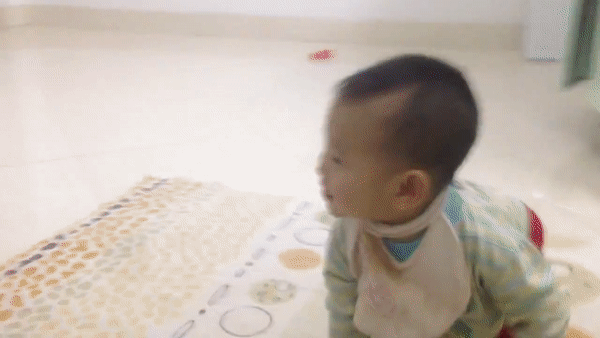 noi tieng anh voi con tu 6 thang tuoi con chua noi soi tieng viet da nghe hieu tieng anh