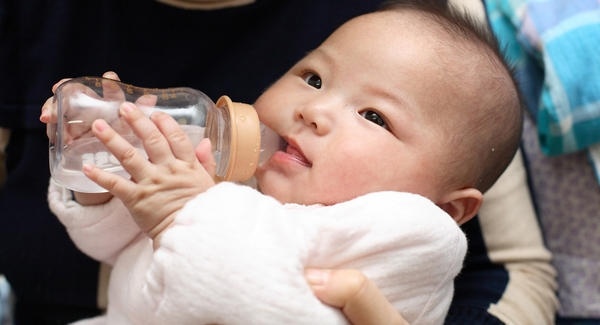 Những lỗi chăm cháu ông bà nào cũng mắc phải nhung loi cham chau ong ba nao cung mac phai