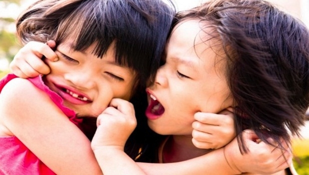 bo me se lam gi khi con di hoc ve voi mot vet thuong
