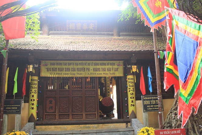 lang thang ngo ngach ha noi ky 4 truyen ky trai ngo tram gai tam thuong
