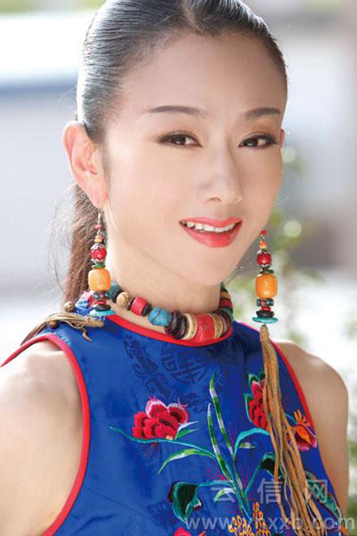 dai my nhan trung hoa 60 tuoi van da dep dang thon nho khong an com