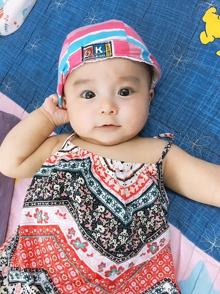 loat anh vui ve nhung cong chua bat dac di cua hoi me cuong con gai