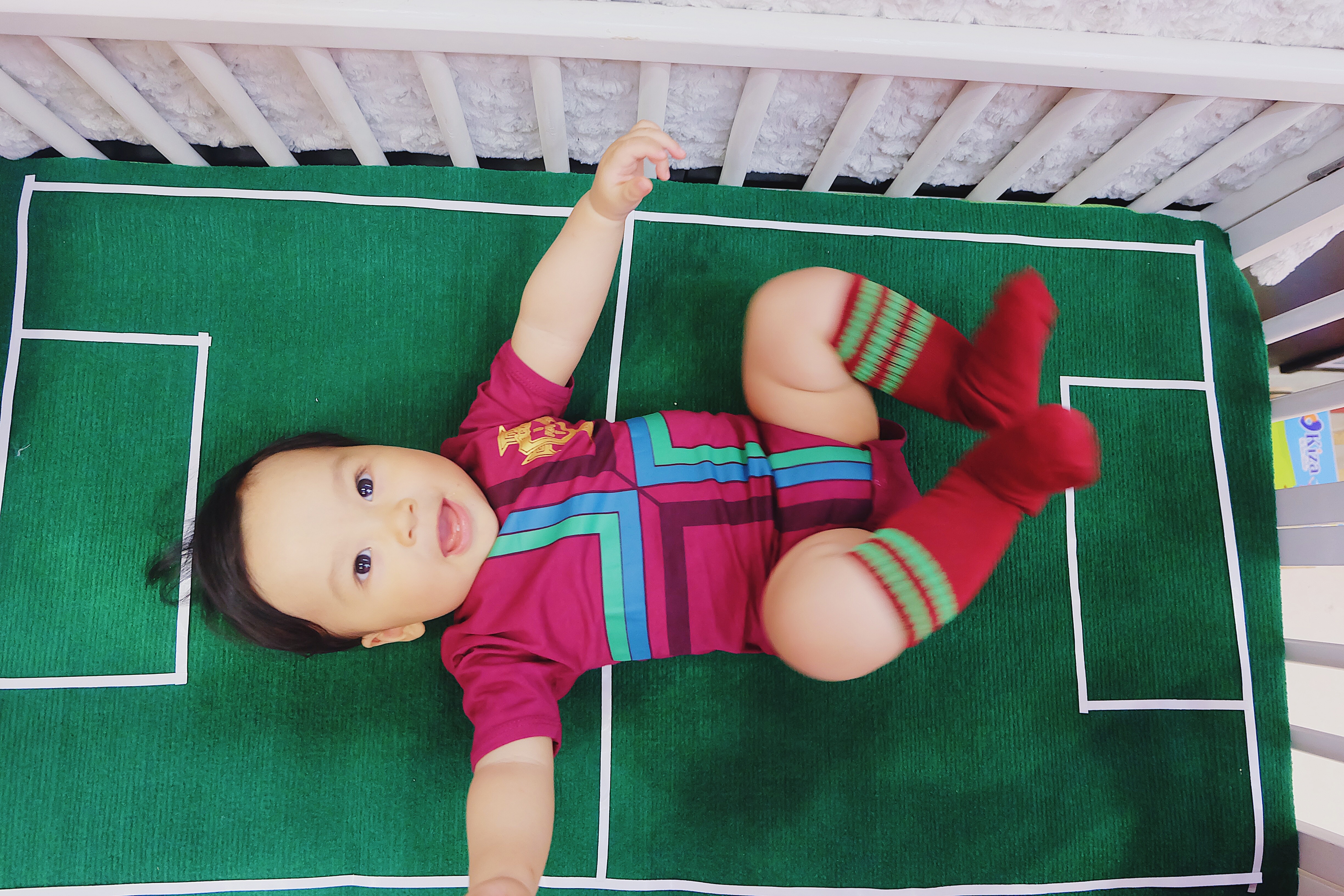 em be world cup gay thuong nho hoi chi em boi bo anh quan dui ao so noi san co