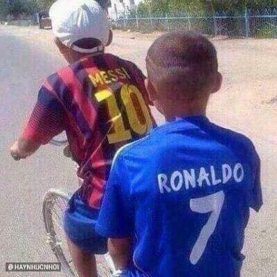 Ảnh chế World Cup: ‘Messi cho em theo với, cùng em đi qua biên giới’ anh che world cup messi cho em theo voi cung em di qua bien gioi