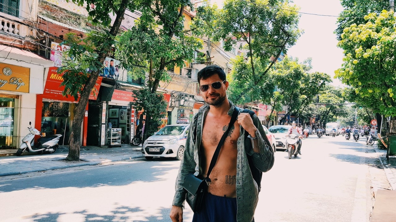 hoi nhung nguoi khong so nang chi so nong nhung van yeu ha noi