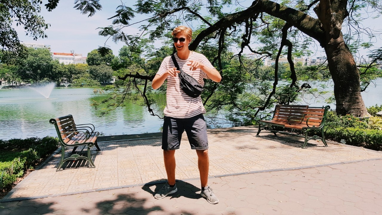 hoi nhung nguoi khong so nang chi so nong nhung van yeu ha noi
