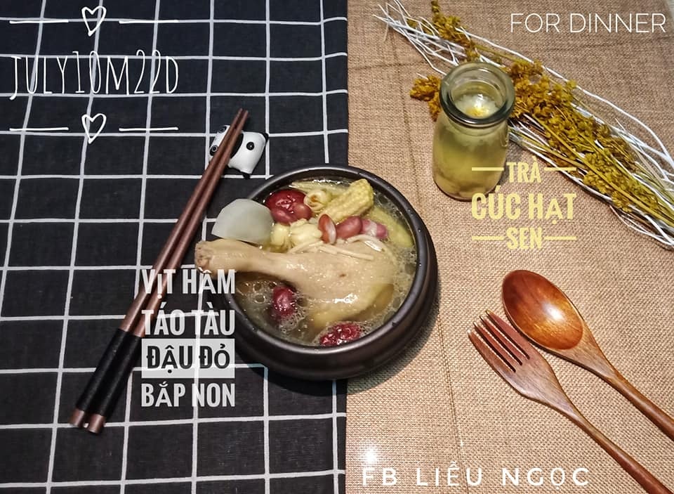 con phun thuc an suot hon 1 thang me van binh than nau mon ngon cho con