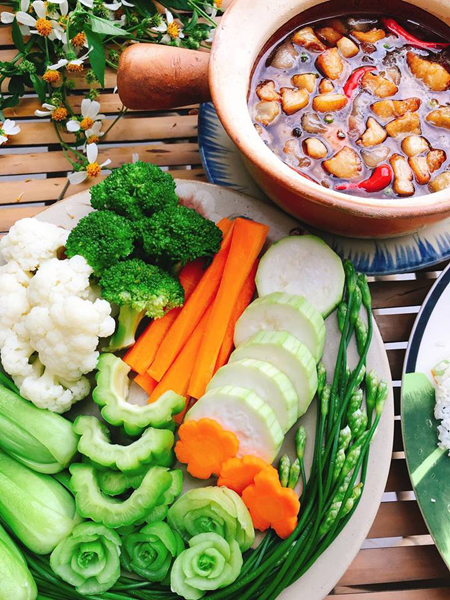 com chay rau cu luoc cham kho quet