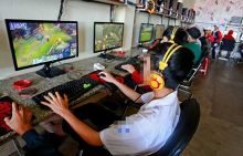 Hành trình đau khổ khi con là 'con nghiện game'