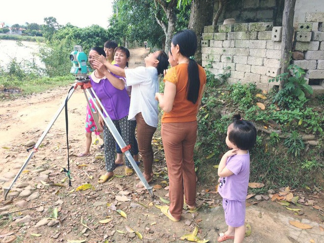 khi nghe trac dia bi nham thanh nhiep anh gia va ai cung xin kieu anh