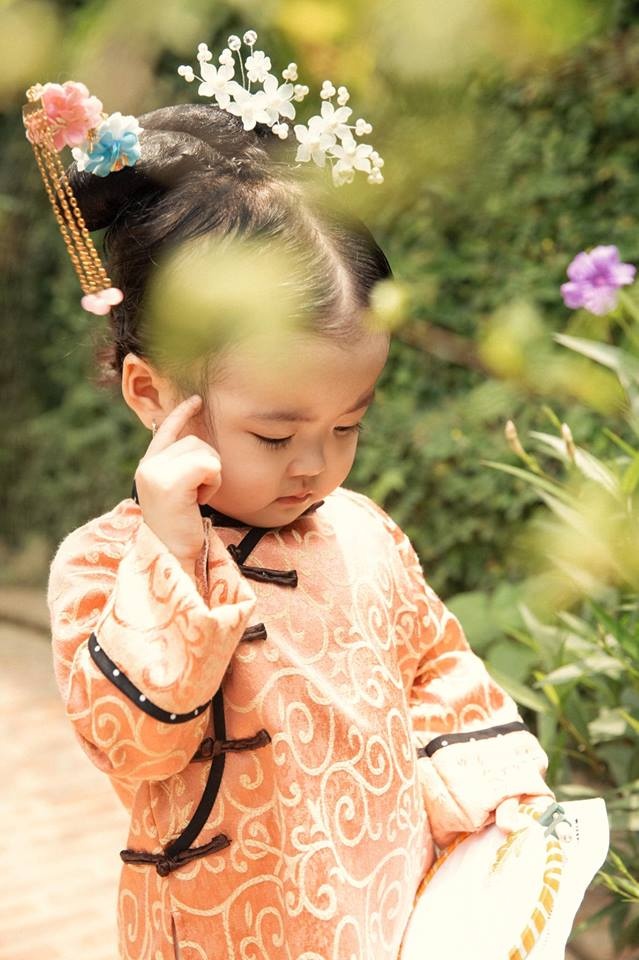 Ngụy Anh Lạc cũng phải 'nhường sóng' cho Ngụy Bia Lạc siêu dễ thương này! nguy anh lac cung phai nhuong song cho nguy bia lac sieu de thuong nay