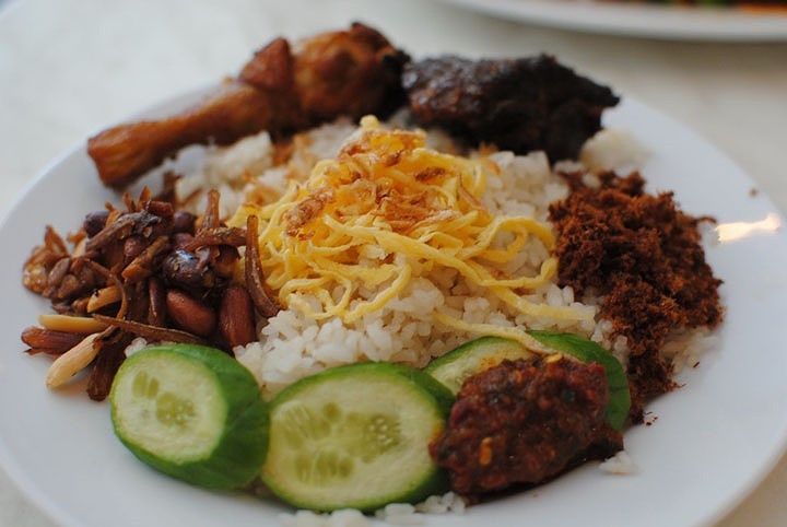 den indonesia dung quen thu nhung mon an ngon nay