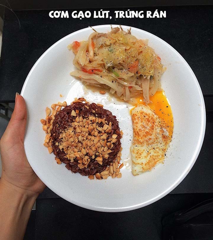 thao khao thuc don an sach eat clean cho nguoi moi bat dau