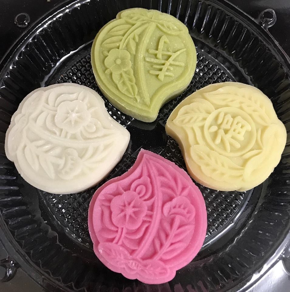 me dam lam banh trung thu handmade cho con