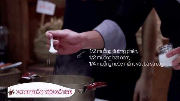 cuoi tuan thanh nhiet giai doc voi canh thao moc ga tre