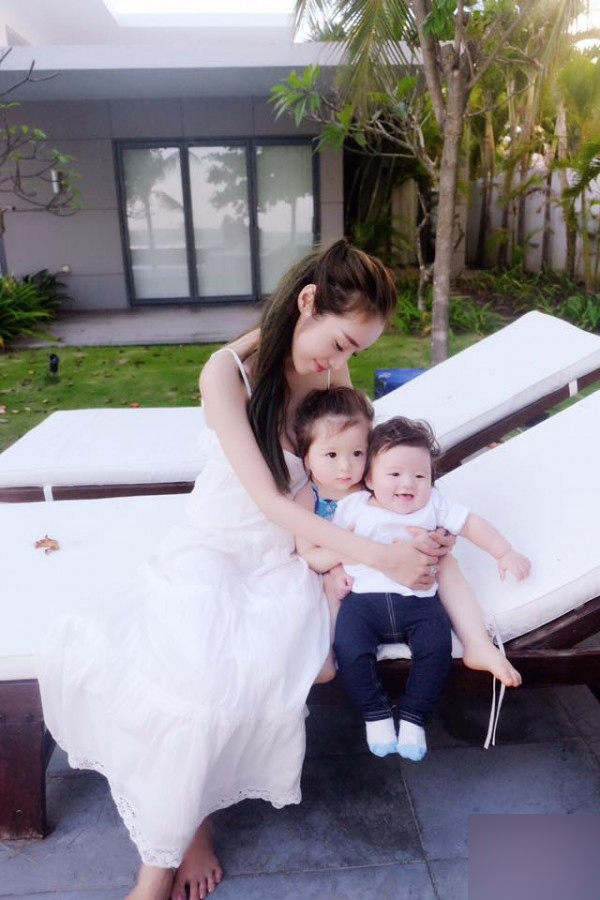 cac hot mom dinh dam elly tran huyen baby giau co nao