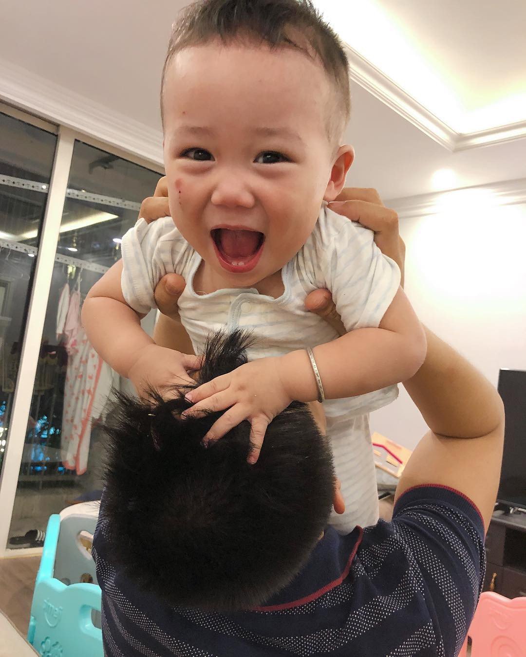cac hot mom dinh dam elly tran huyen baby giau co nao