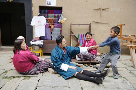 chon vui choi cua sao viet trong thang 8
