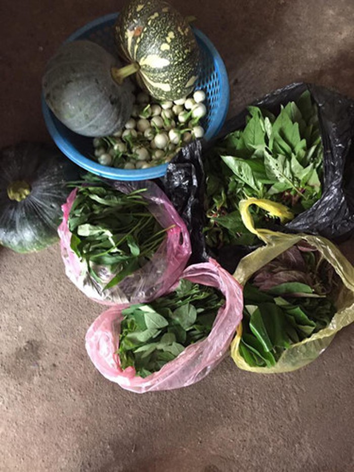 muon kieu gui qua cua me chong nha nguoi ta khien con dau ghen ti